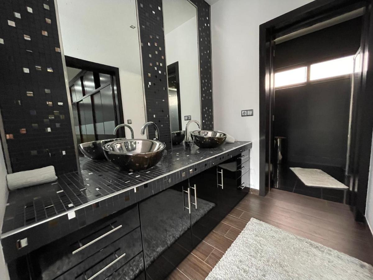 Vila Vivenda Luxuosa Feteiras Exteriér fotografie