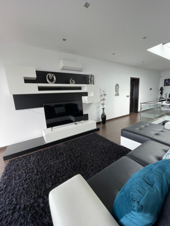 Vila Vivenda Luxuosa Feteiras Exteriér fotografie